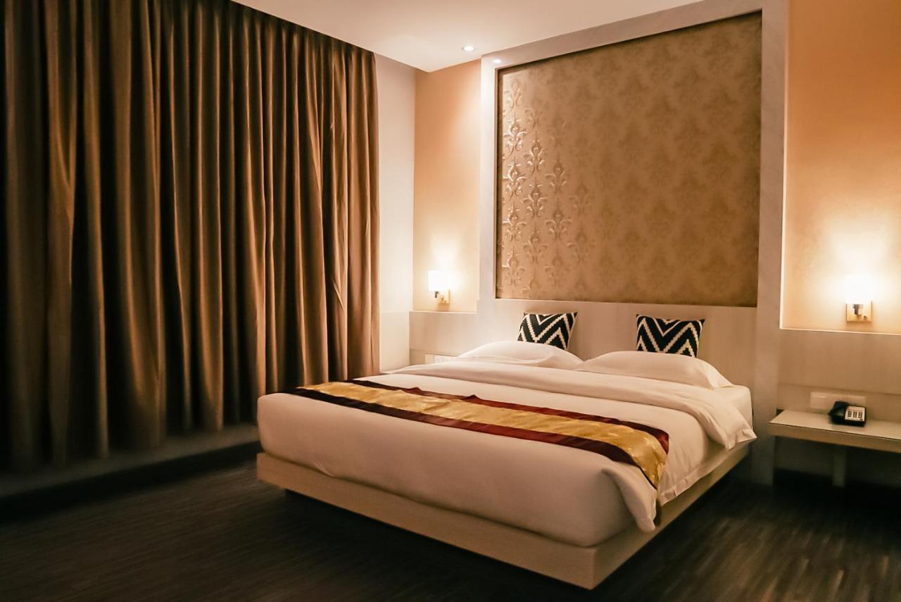 Grand Sydney Hotel Batam Eksteriør billede
