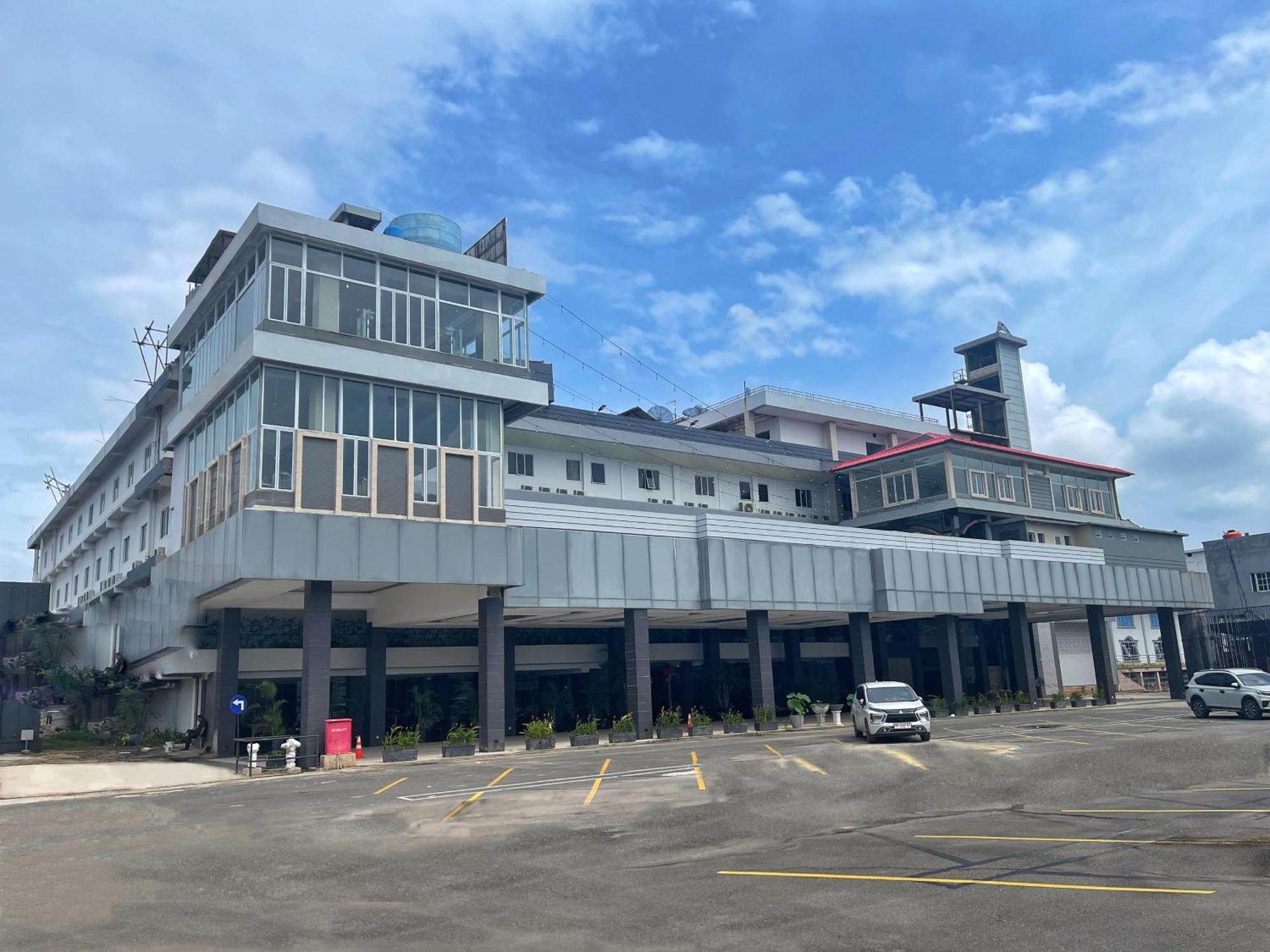 Grand Sydney Hotel Batam Eksteriør billede